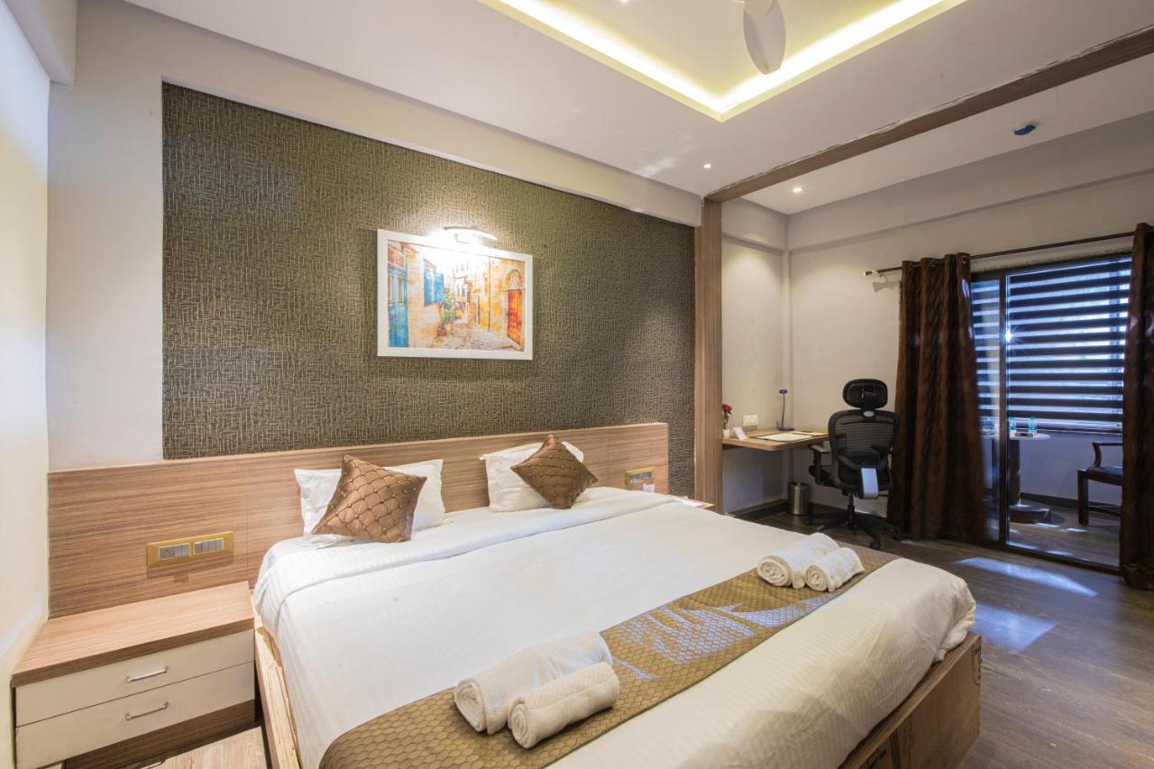 Area 37 Hotel